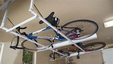 DIY Ceiling Bike Rack for Garage | Rangement vélo garage, Rangement ...