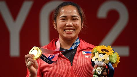 Weightlifter Hidilyn Diaz wins the Philippines' first Olympic gold