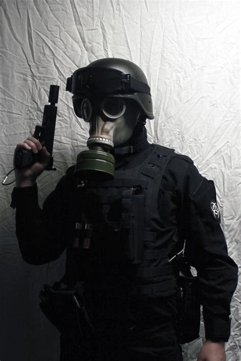 Gign inspired kit : r/airsoft