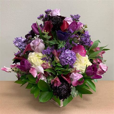 The Best Florists for Flower Delivery in Lancaster, CA - Petal Republic