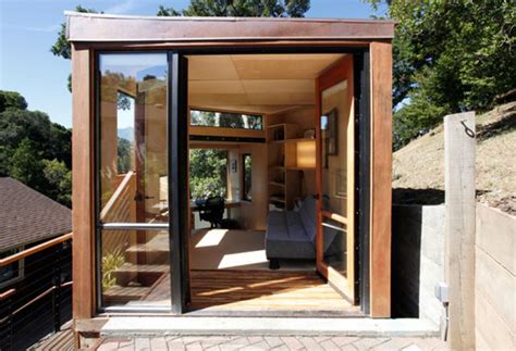 Sustainable Small House with Modern Design and Wooden Finishing - Doors - Viahouse.Com