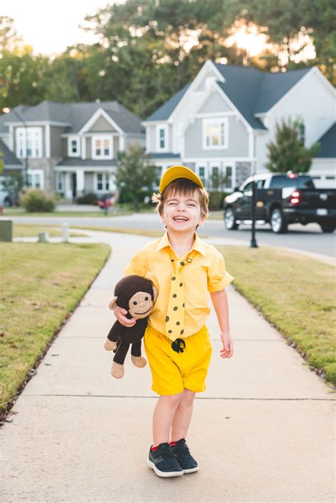 DIY Halloween Costume: The Man with the Yellow Hat & Curious George ...