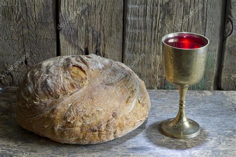 Bread and wine holy communion sign symbol — Stock Photo © udra #63551907