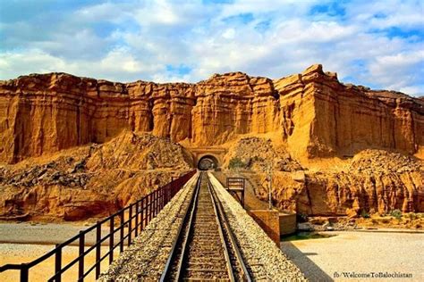 Top 19 Historical Places of Balochistan - Travel - Crayon