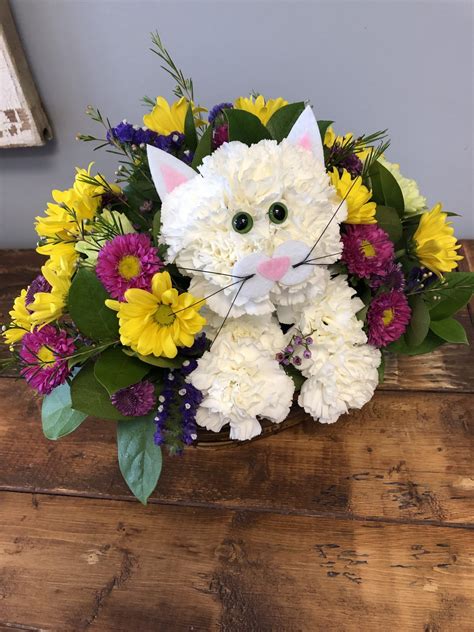 Kitty Cat Fresh Flower Arrangement in Murfreesboro, TN | Enchanted ...