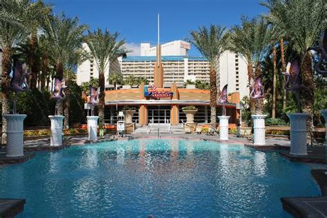 THE 10 CLOSEST Hotels to Flamingo Las Vegas