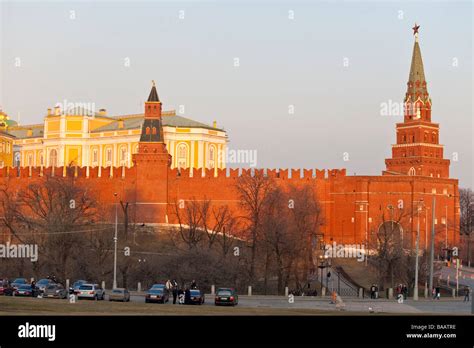 Kremlin wall in Moscow , Russia Stock Photo - Alamy