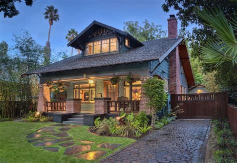 craftsman bungalow - Google Search in 2021 | Craftsman house designs ...