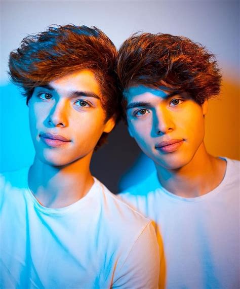 Stokes Twins's Profile, Age, Career, Networth, Social Media, Personal Life, Top Videos, FAQs