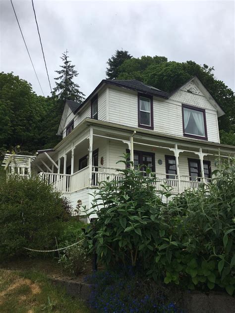 Goonies house in Astoria Oregon June 2017. Same paint job as when Mikey lived there 30+ years ...