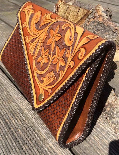 Pin by Justin Boyd on Leather Tooling Ideas | Leather craft, Leather art, Leather carving