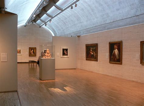 File:Kimbell Art Museum Fort Worth galleries 1.jpg - Wikimedia Commons