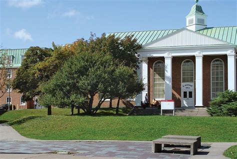 Memorial University of Newfoundland | university, Saint John’s ...