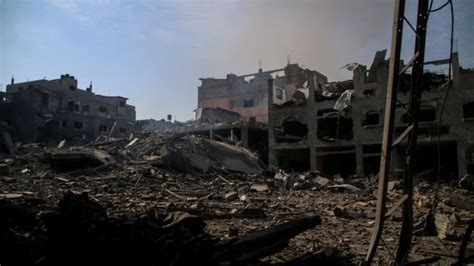 Photos depict extent of damage in Israel, Gaza