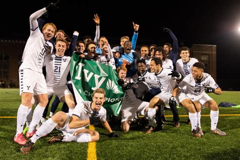 MEN'S SOCCER: Yale wins first Ivy League title since 2005 - Yale Daily News