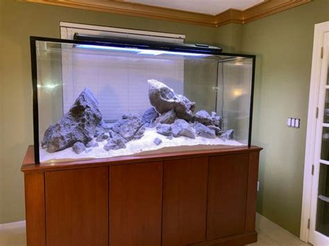 300 gallon aquarium fish tank setup for Sale in Las Vegas, NV - OfferUp