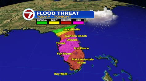 Hurricane Ian rapidly intensifies as it bears down on southwest Florida ...