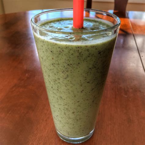 Adventurous Smoothies with Green Blender