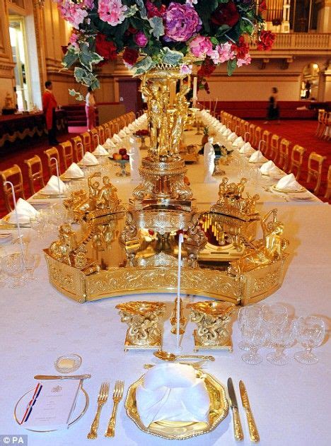 Buckingham Palace state banquet table setting. The State Ballroom. | Royal table, Buckingham ...