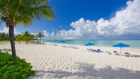 Best Beaches in the Bahamas - Beach Travel Destinations