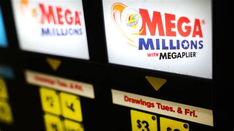 Mega Millions drawing Friday evening for $740 million jackpot | FOX 7 ...