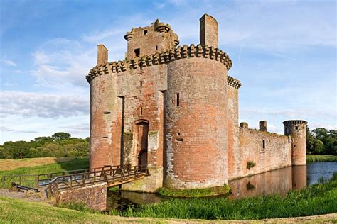 25 Best Castles in Scotland, UK - Road Affair