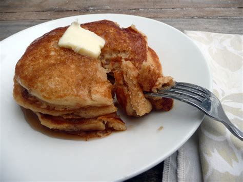 IHOP-style Buttermilk Pancakes | Sumptuous Spoonfuls