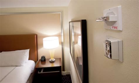 Rooms & Suites | Hilton Orlando