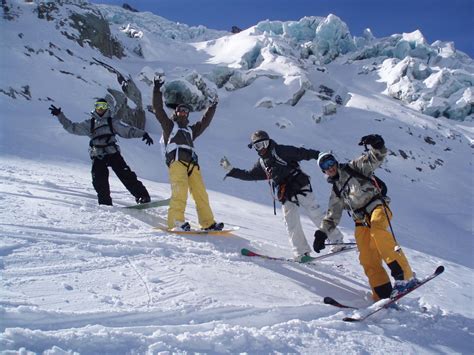 Chamonix Ski & snowboard SchoolChamonix Sport Aventure