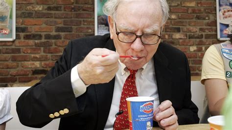 Warren Buffett Says He Eats Like a Six-Year-Old