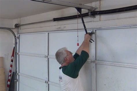 Garage Door Repair – Important Things to Consider – HILSON DECOR