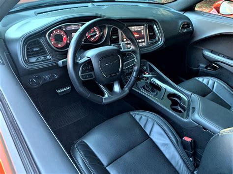 Dodge Challenger Hellcat Interior