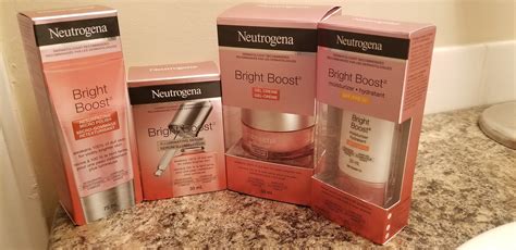 Neutrogena Bright Boost Illuminating Serum reviews in Serums - ChickAdvisor