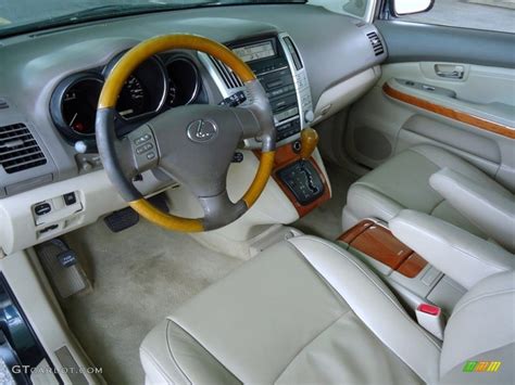 2004 Lexus RX 330 interior Photos | GTCarLot.com