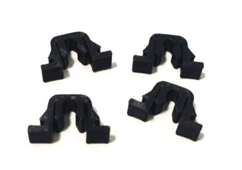 4x Halteclip Clip Seitenblende Halterung Buchsen für Lian-Li LianLi PC ...