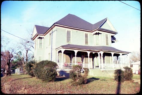 [Historic Home, Marshall, Texas] - The Portal to Texas History