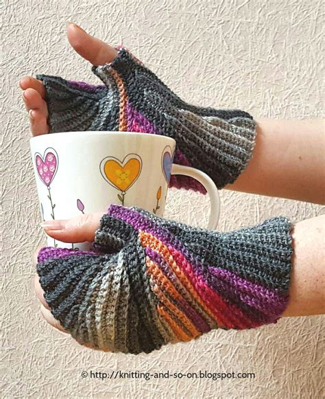 Knitting and so on: Sparkler Mitts