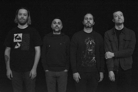 Hesitation Wounds (mem Touche Amore) announce new LP, share a track