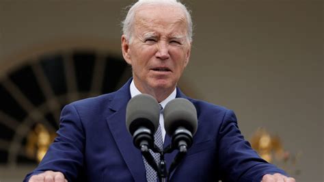 Biden asks Congress to fund government, Wells Fargo warns on shutdown
