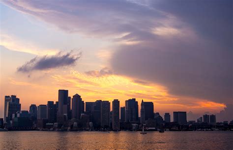 Boston Harbor at sunset | Sunset cruise, Boston harbor, Harbor