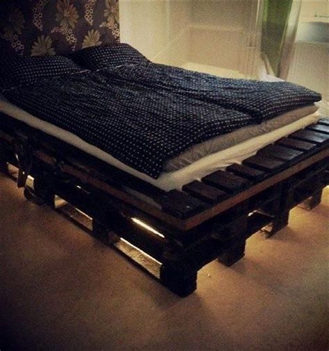 Bright Illuminated Pallet Bed: 5-Step DIY Guide