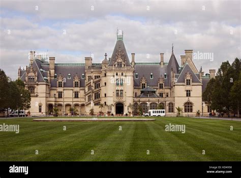 Vanderbilt mansion asheville hi-res stock photography and images - Alamy