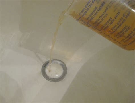 How To Unclog A Bathtub Drain Without Chemicals