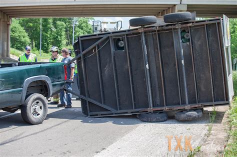 Truck Fails to Negotiate Curve Resulting in Flipped Trailer | Texarkana Today