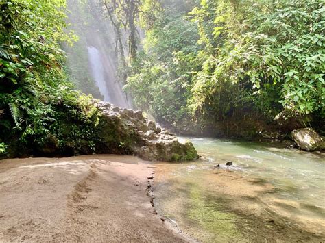 The STUNNING La Paz Waterfall Gardens | Complete Guide & Map