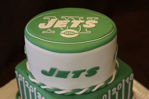 .: Jets Cake | 35th birthday cakes, Wedding cakes with cupcakes, Cakes for men