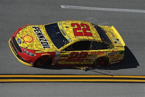 Pin by Theresa Hawes on Joey "Logo" Logano 22 | Nascar cup series, Joey ...