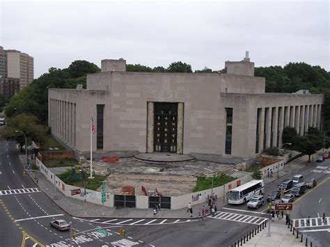 Central Library (Brooklyn Public Library) (Brooklyn, 1940) | Structurae