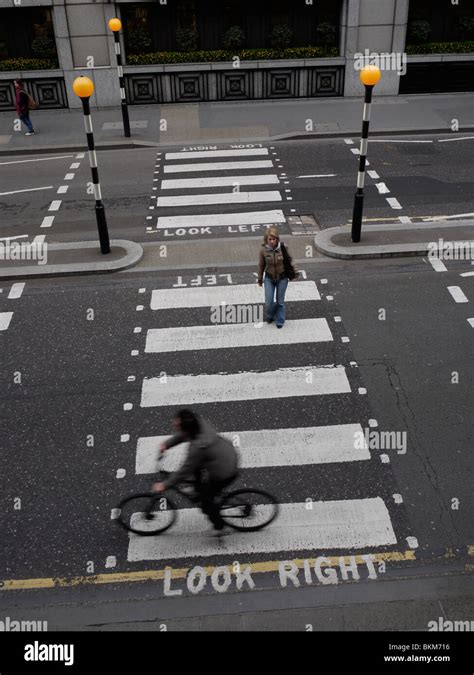 Pelican crossing uk road hi-res stock photography and images - Alamy