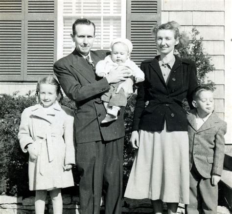 1950s “Family Values” | Foto di famiglia, Foto, Famiglia